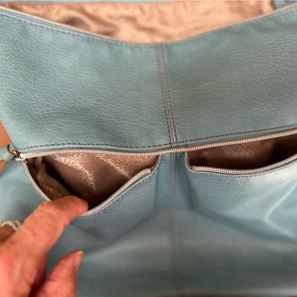 RELIC Large 14.5” wide, 13”tall SlateBlue Shoulder/Crossbody convertible purse. - Picture 2 of 6